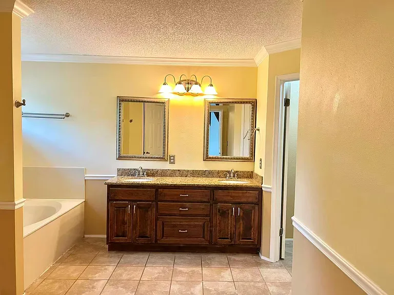 12906 Tantara Dr — Photo 18