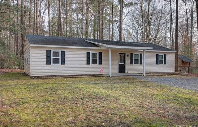 1st image of 6584 Pine Haven Cir
