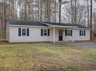 6584 Pine Haven Cir, Gloucester, VA 23061