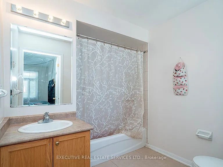 25 Dreamcrest Ct — Photo 32