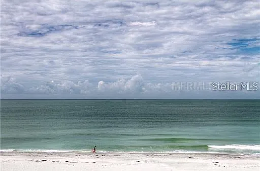 2 bed, 2.0 bath, 1470 sqft, $9,000 — Photo 4