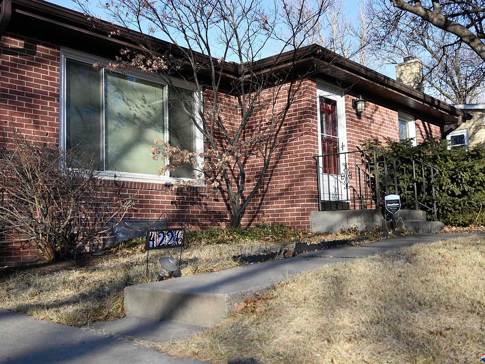 1st image of 4226 Washington St