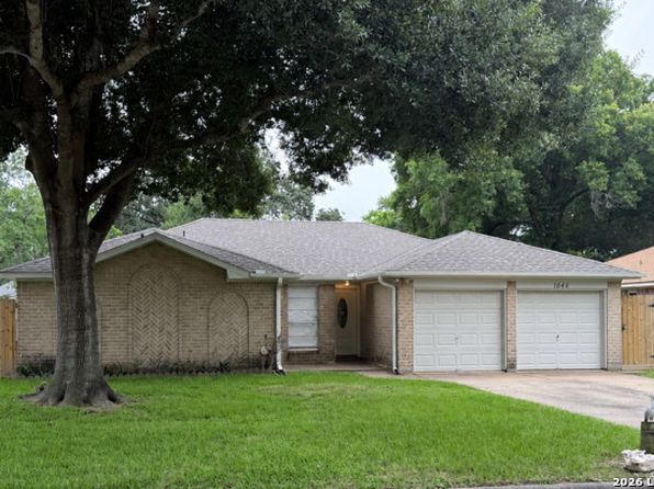 1646 Chilton Ln