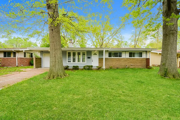 10720 Hallstead Dr — Photo 2