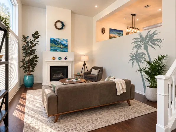 708 Tennis Club Ln, Thousand Oaks, CA 91360