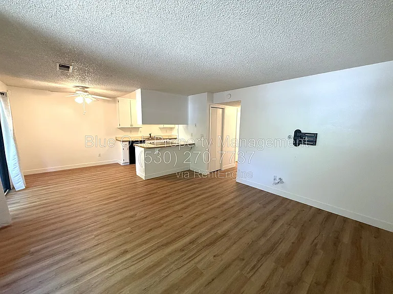 1244 Magnolia Ave #9 — Photo 2