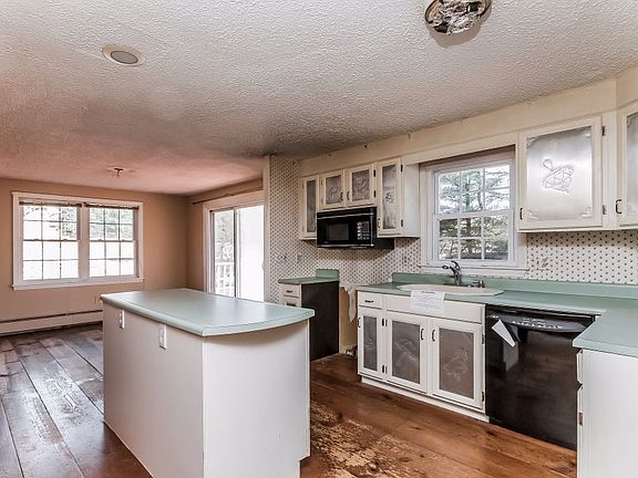 4th image of 29 Bradford St