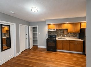 153 Saratoga St #3, Boston, MA 02128