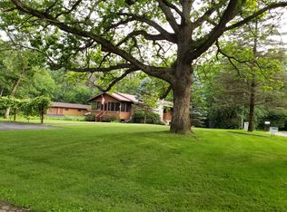 W5443 Plantation Rd, Elkhorn, WI 53121