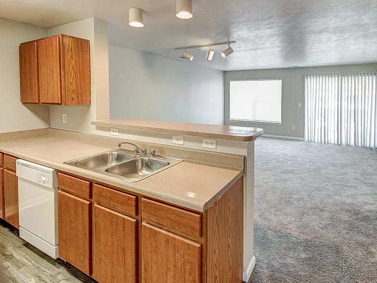 Trotters Pointe — Photo 26