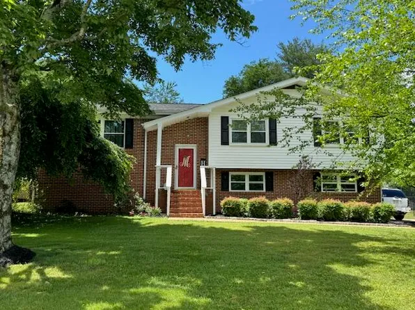 97 Edgewood Cir, Fort Oglethorpe, GA 30742
