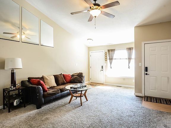 4th image of 2947 E Glenn Cove Ct