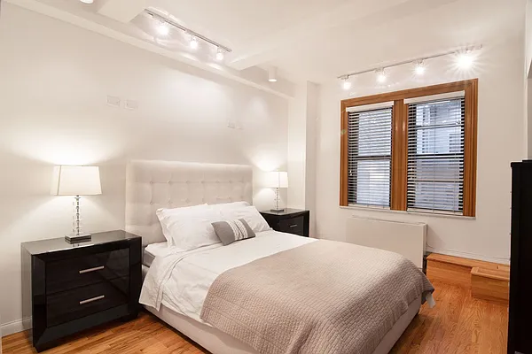 Rented by WAM Partners - William Moses Co. | media 29