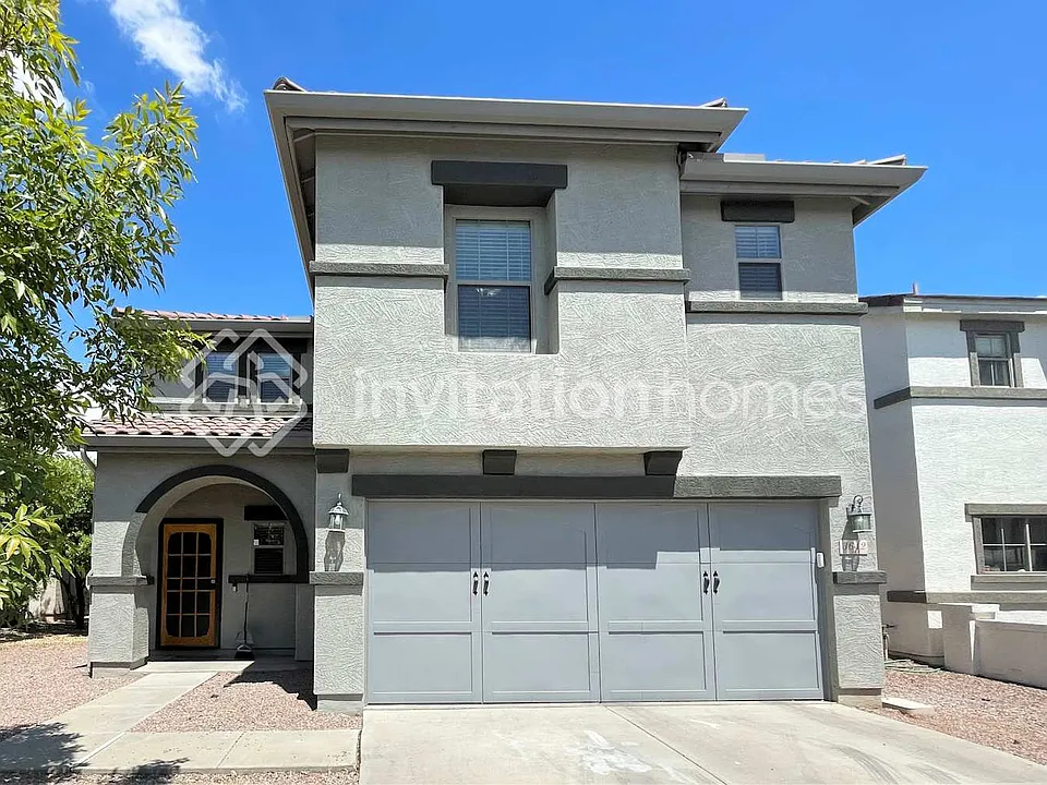 3642 E Constitution Dr
