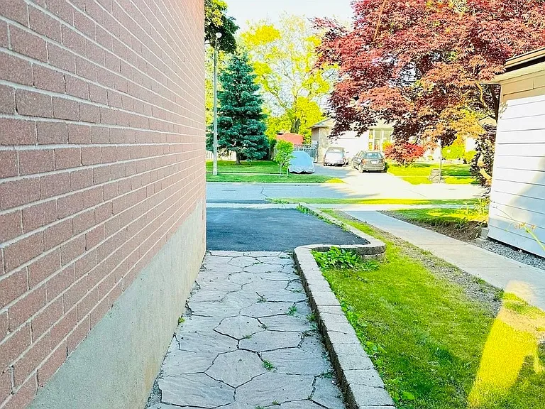 36 Castor Cres #BASEMENT — Photo 8