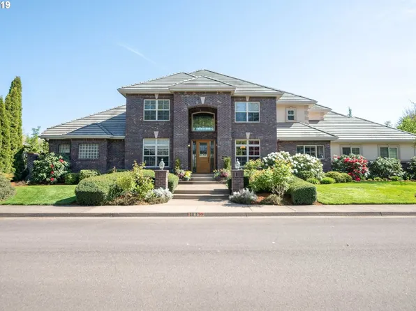 3180 Riverplace Dr, Eugene, OR 97401
