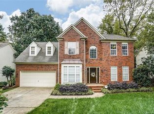 8029 Fairmeadows Dr, Charlotte, NC 28269