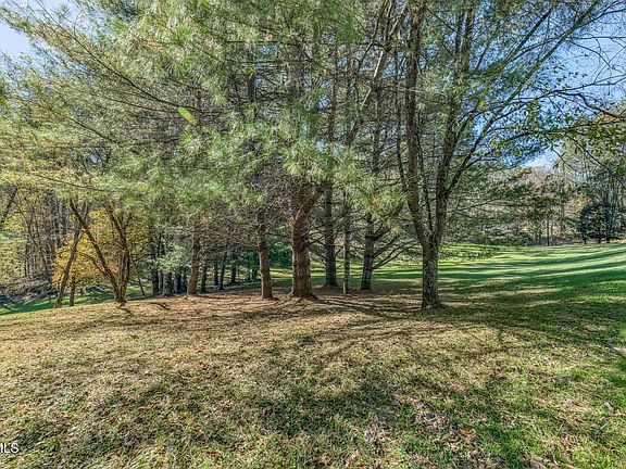 3rd image of 0 Beaver Walk Rd