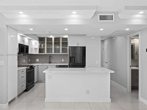 3rd image of 701 Three Islands Blvd APT 411