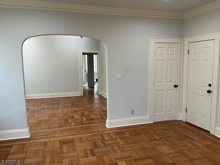 176 Weequahic Ave #2 — Photo 9
