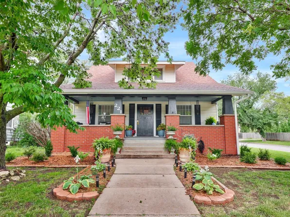 221 N Taylor St, El Dorado, KS 67042