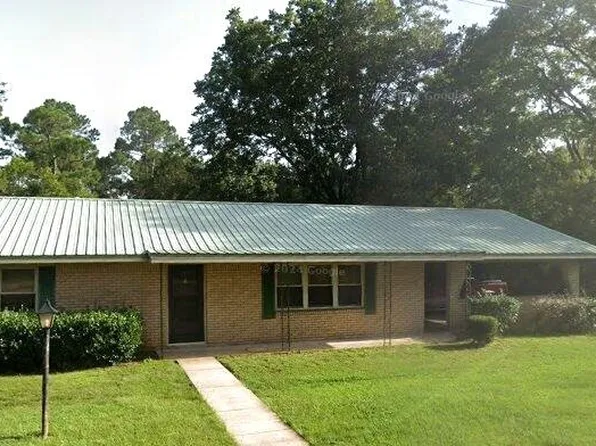 111 Hilltop Dr, Naples, TX 75568