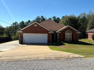 146 Bluebird Ln, Phenix City, AL 36870