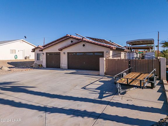 2nd image of 2906 Caravelle Dr