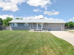 10006 W Jewell Cir, Wichita, KS 67209