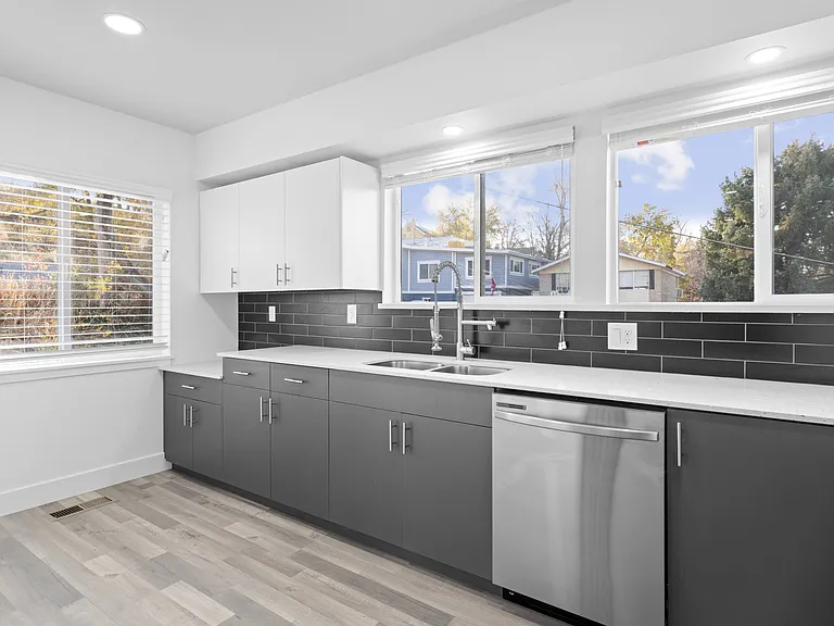 26 W Girard Ave #C — Photo 9
