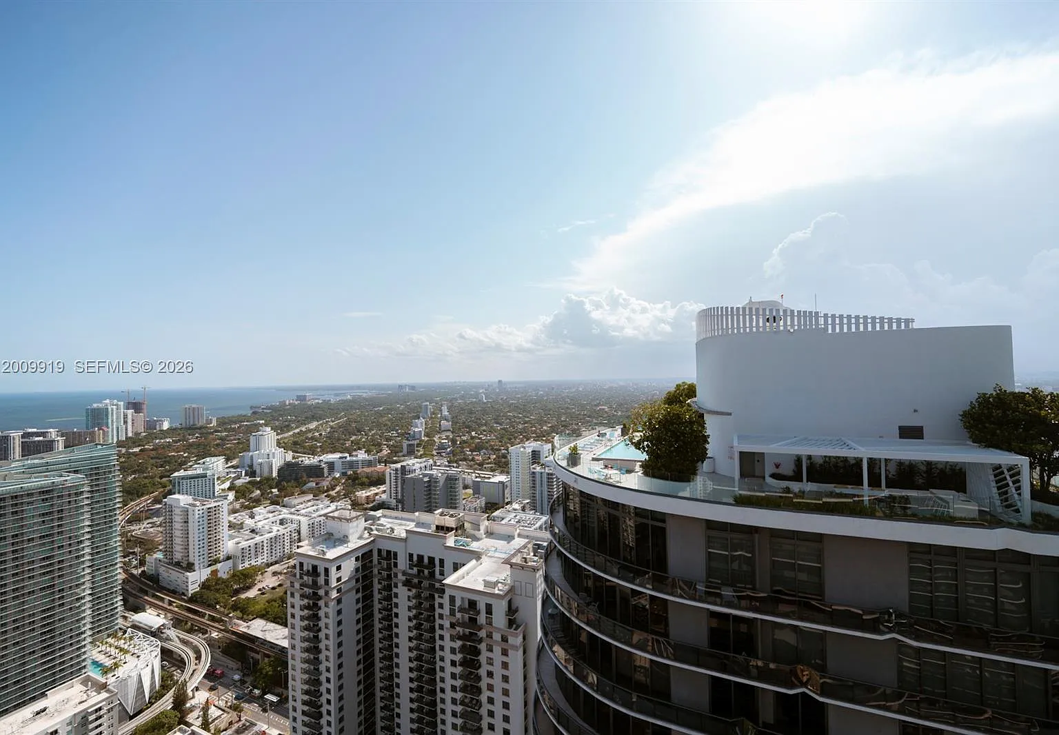 Brickell Heights East Con — Photo 2