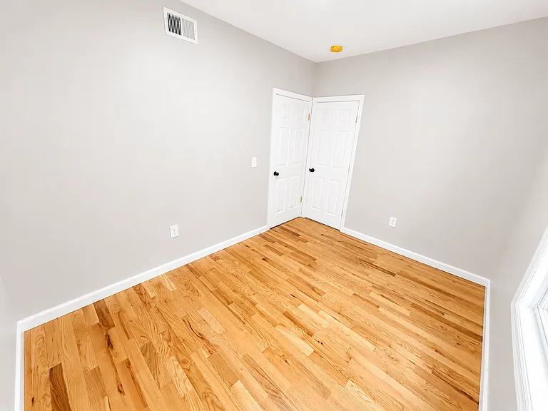 25 Salem St #2 — Photo 10