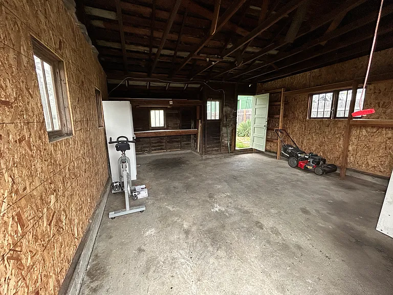 2712 Humboldt St — Photo 25