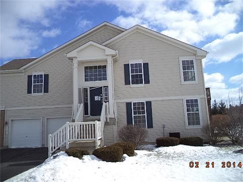 1st image of 101 Fountain Grass Cir