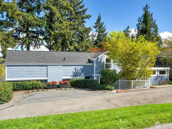 13522 40th Avenue NE, Seattle, WA 98125
