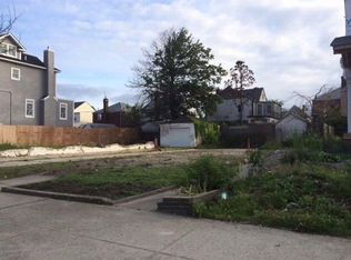 445 Beach 130th St, Far Rockaway, NY 11694