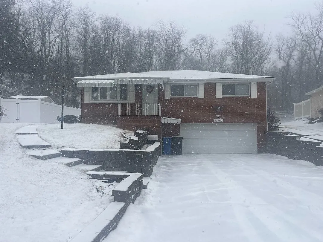 13460 Saint Clair Dr photo 1