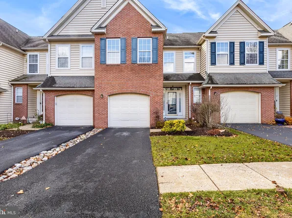 104 Ladbroke Ln, Kennett Square, PA 19348