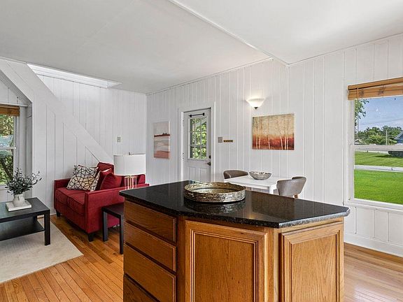 5th image of 211 Union Ave #3