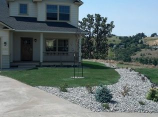 300 E Fleming Ct, Colfax, WA 99111