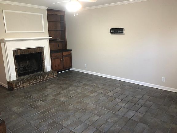 3rd image of 1219 Wenlon Dr