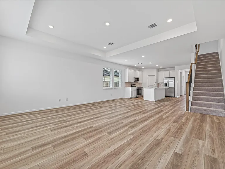 1110 Sky Rocket Ln — Photo 12