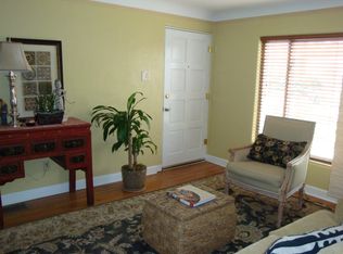 327 Madison St NE, Albuquerque, NM 87108