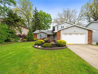 5960 Cantwell Dr, Mayfield Heights, OH, 44124