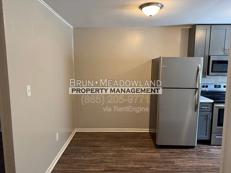5540 N Broadway St #17 — Photo 14