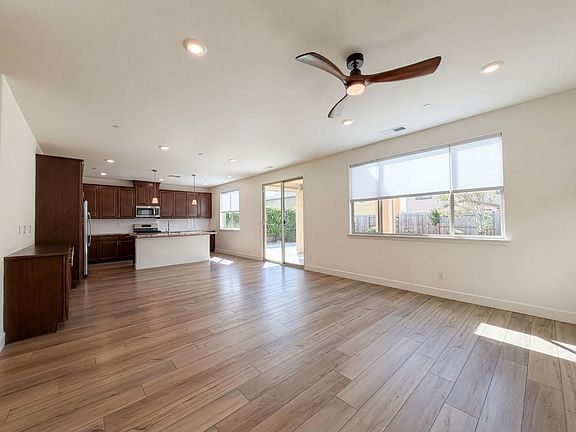 3rd image of 8778 Encore Way