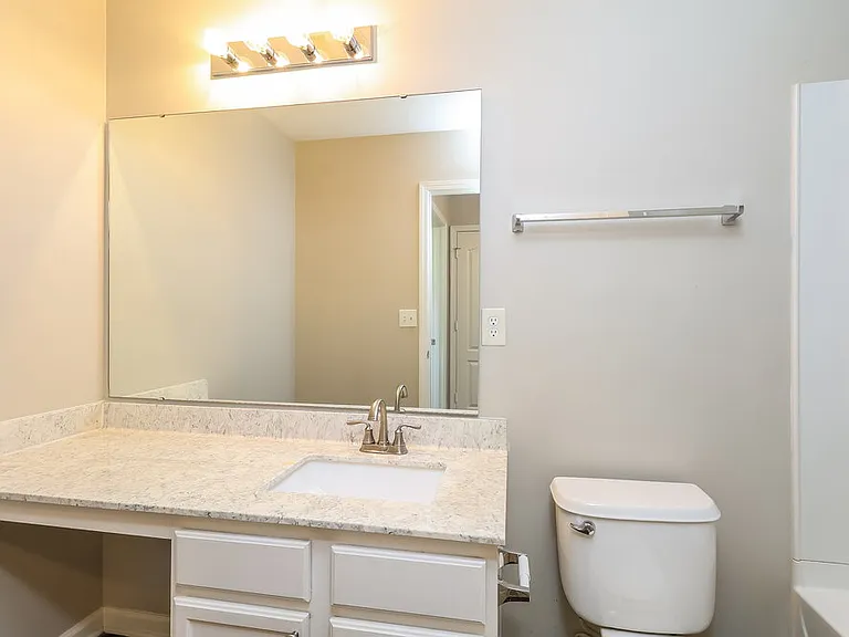 114 Farmers Folly Dr — Photo 15