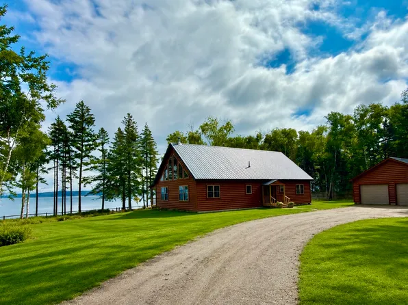 1590 Pripet Wood Lane, Islesboro, ME 04848