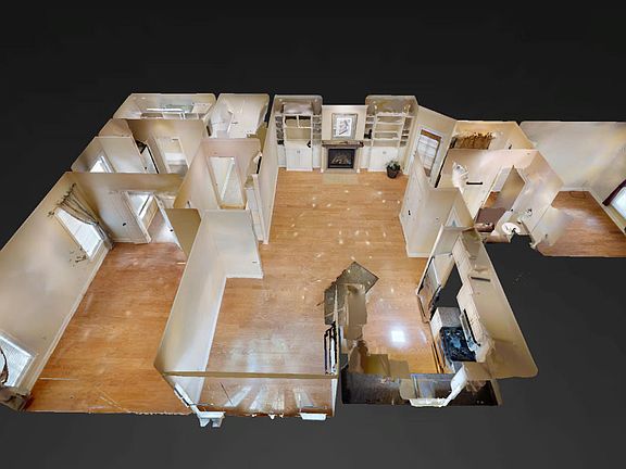 2nd image of 134 Woodoak Cir
