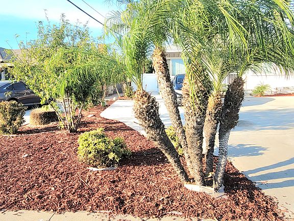 5th image of 16717 E Edna Pl